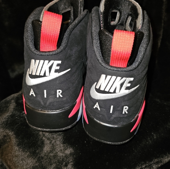 Size 10-  215. Jordan mvp black varsity red - Picture 6 of 6